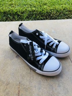 Epicstep Casual Sneakers Size 11 New*