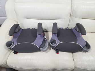 Graco Backless Booster Car Seat Carseat With Latch System.