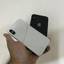 iPhone X’s Factory Unlocked 