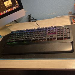 ONN mechanical keyboard. 104 Keys