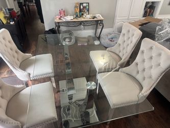 Dinning set for 4