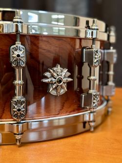 LIMITED EDITION TAMA - WARLORD COLLECTION - MASAI - 100% AFRICAN QUILTED BUBINGA - SNARE DRUM 6x14”