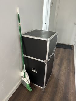 Equipment Trunk / Storage Trunk