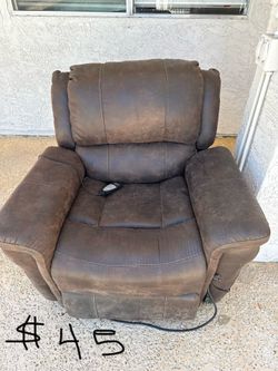 Recliner rocker