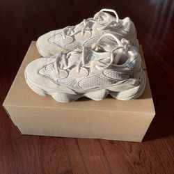 Adidas Yeezy 500 Blush / Size 5.5M 
