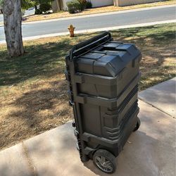 Husky rolling tool box