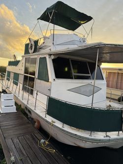 1974 Burns craft Houseboat