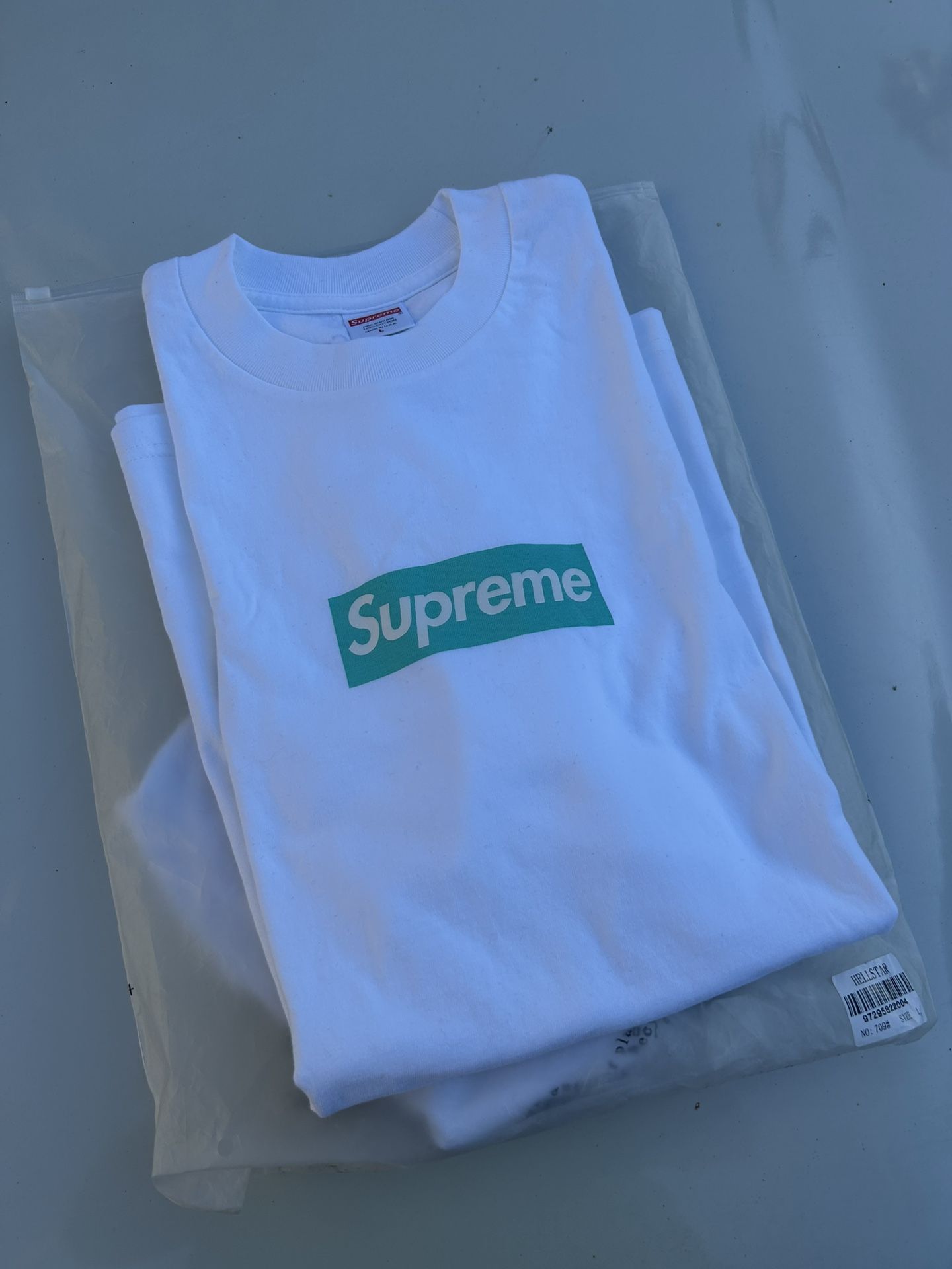 Supreme Tee