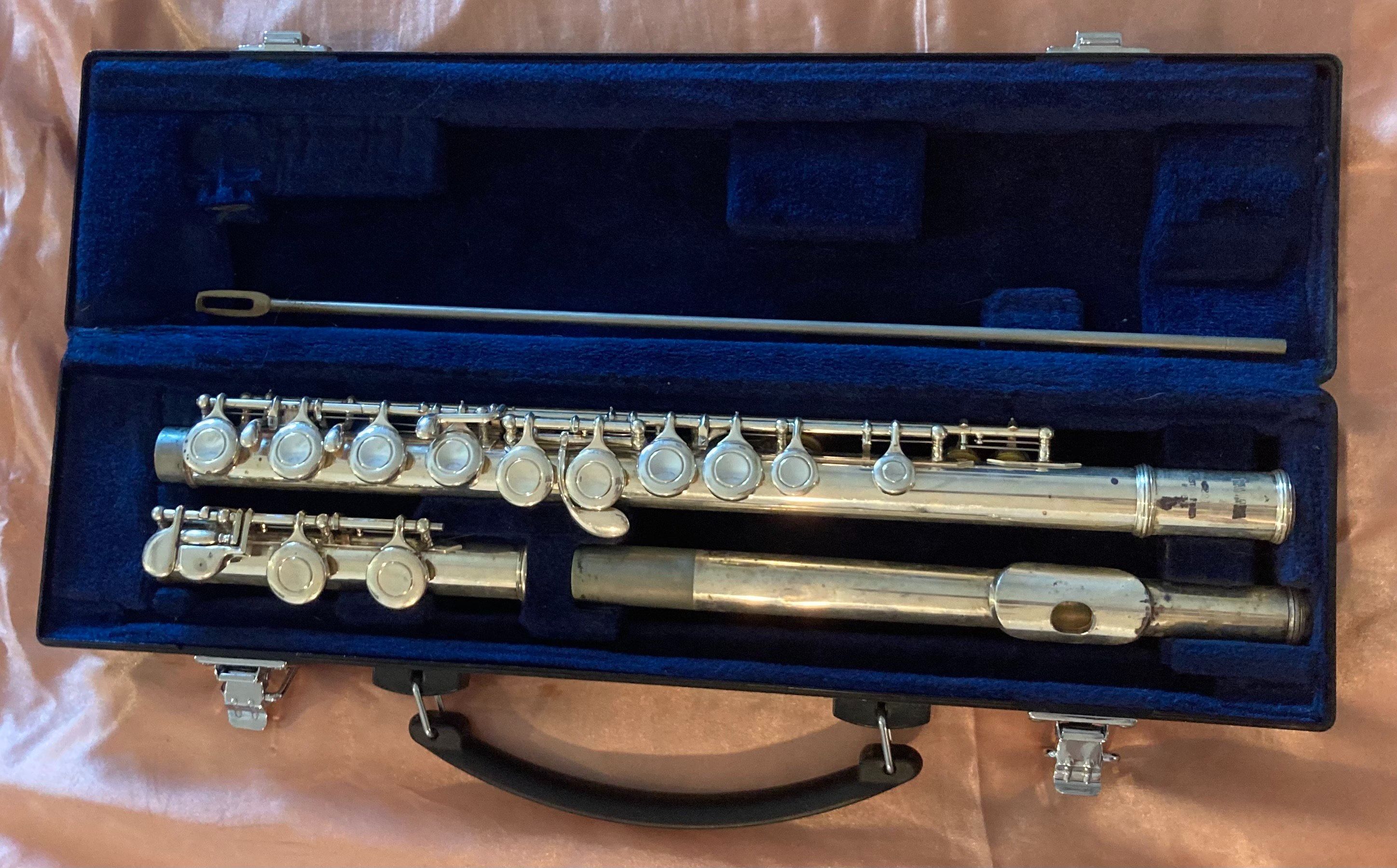 Vintage Musical Instrument, Yamaha, Flute, In Hard Case, Blue Felt, Music, Notes, Concert, Musical, Practice, Band, Entertainment