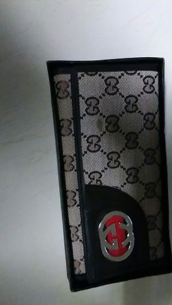 Gucci wallet