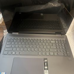 laptop trade laptop Lenovo - Yoga 7i 16" WUXGA 2 in 1 Touch-Screen Laptop - Intel Core i7-1355U - 16GB trade mac mini m4