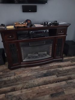 Fire Place Great Condition 