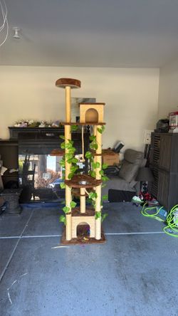 Large cat tree