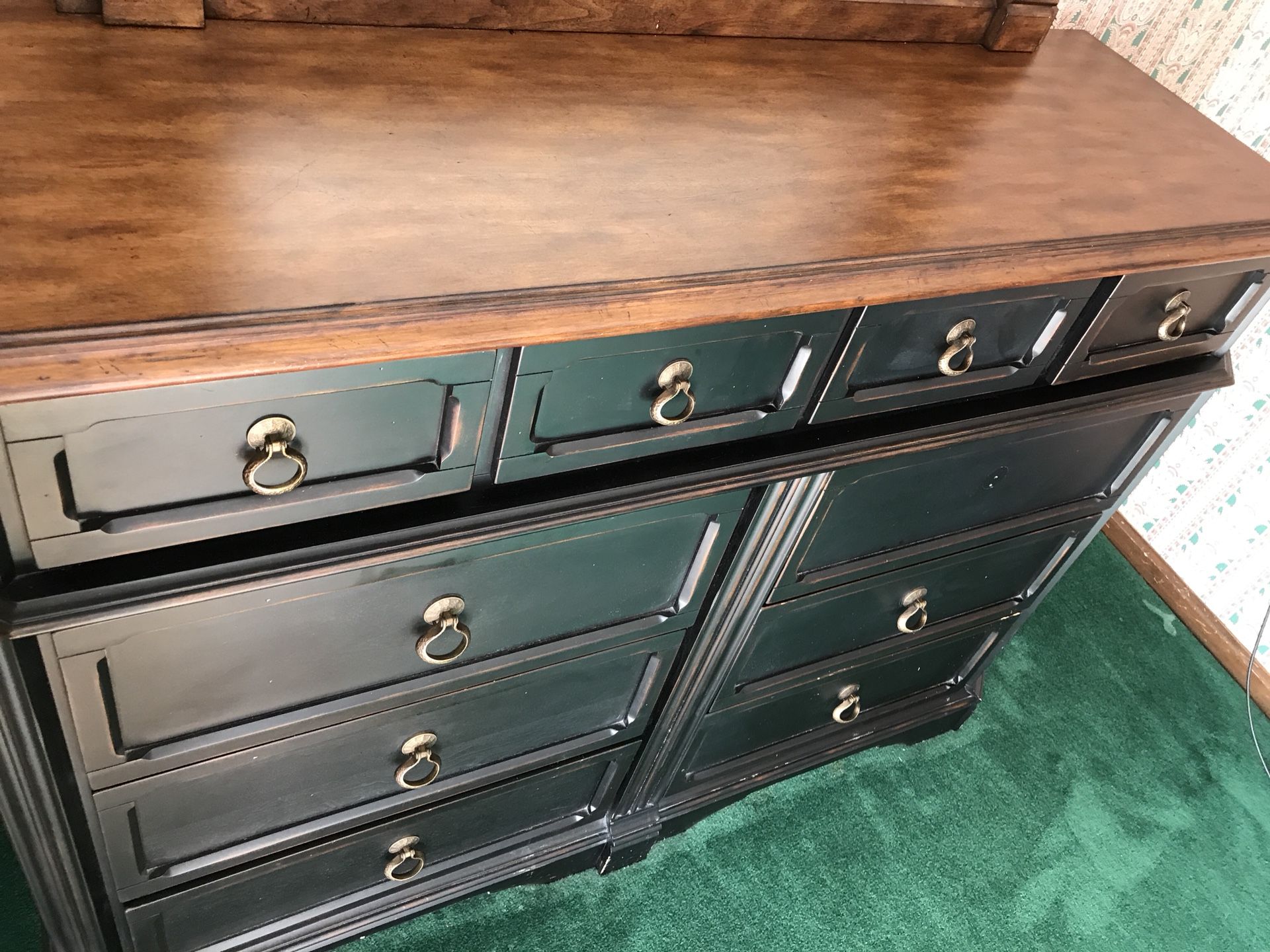 Rowley creek bedroom set deals