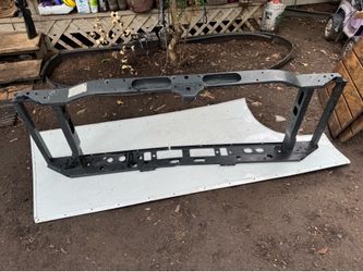 2015-2020 Chevy Tahoe front support
