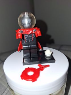 Marvel? LEGO Minifigure with Accessories