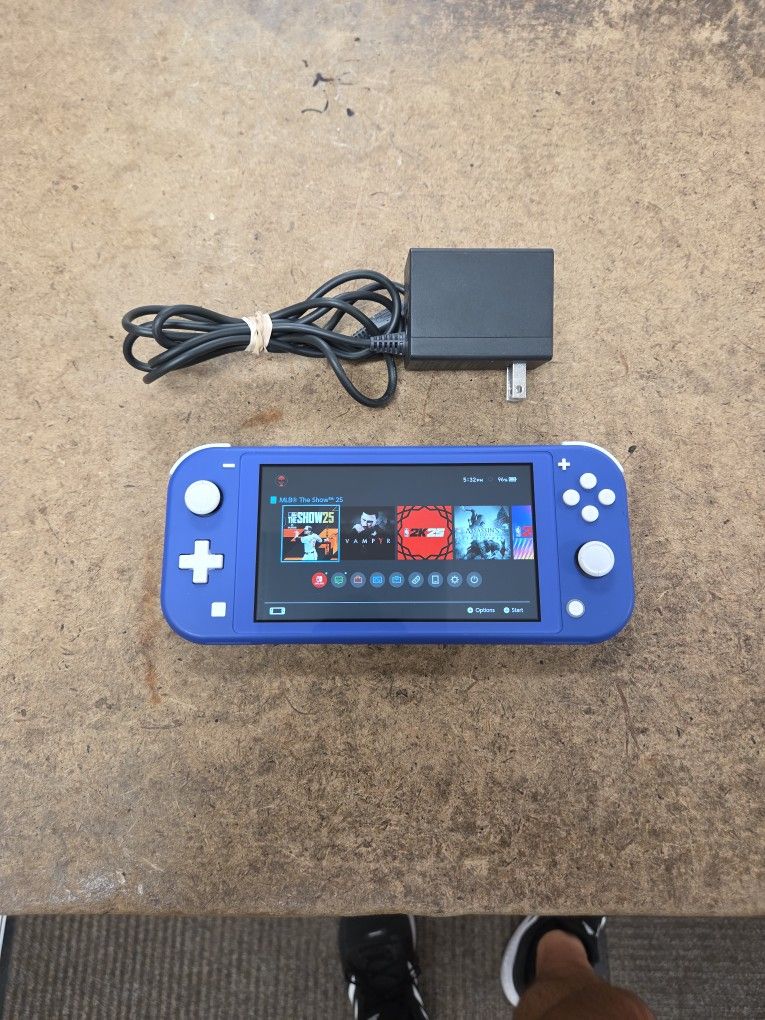Nintendo Switch Lite Blue