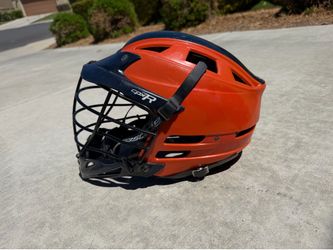 La crosse helmet