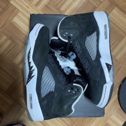 Air Jordan 5 Retro