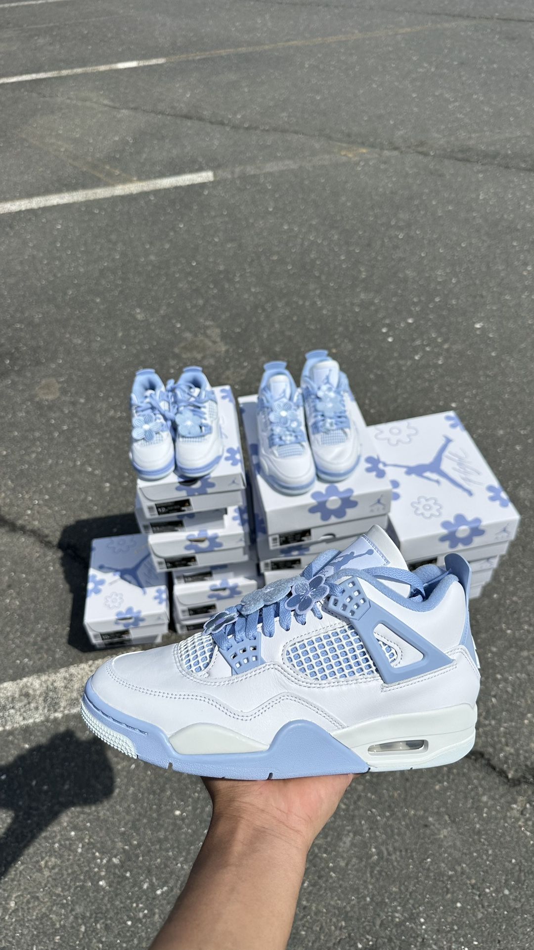 Jordan 4 Retro Forget Me Not” Size 9.5W-8.5W-7.5W-7W