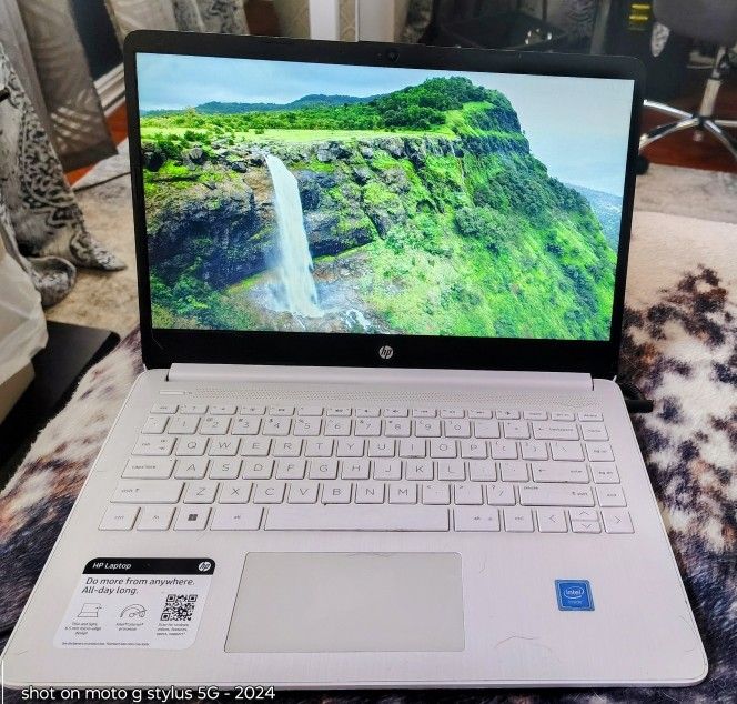 HP Laptop 14' HD Excellent Condition