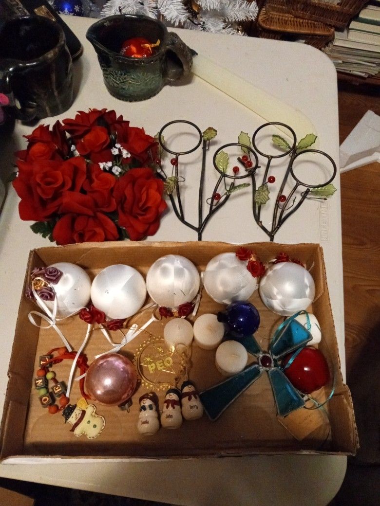Christmas Ornaments And Decor