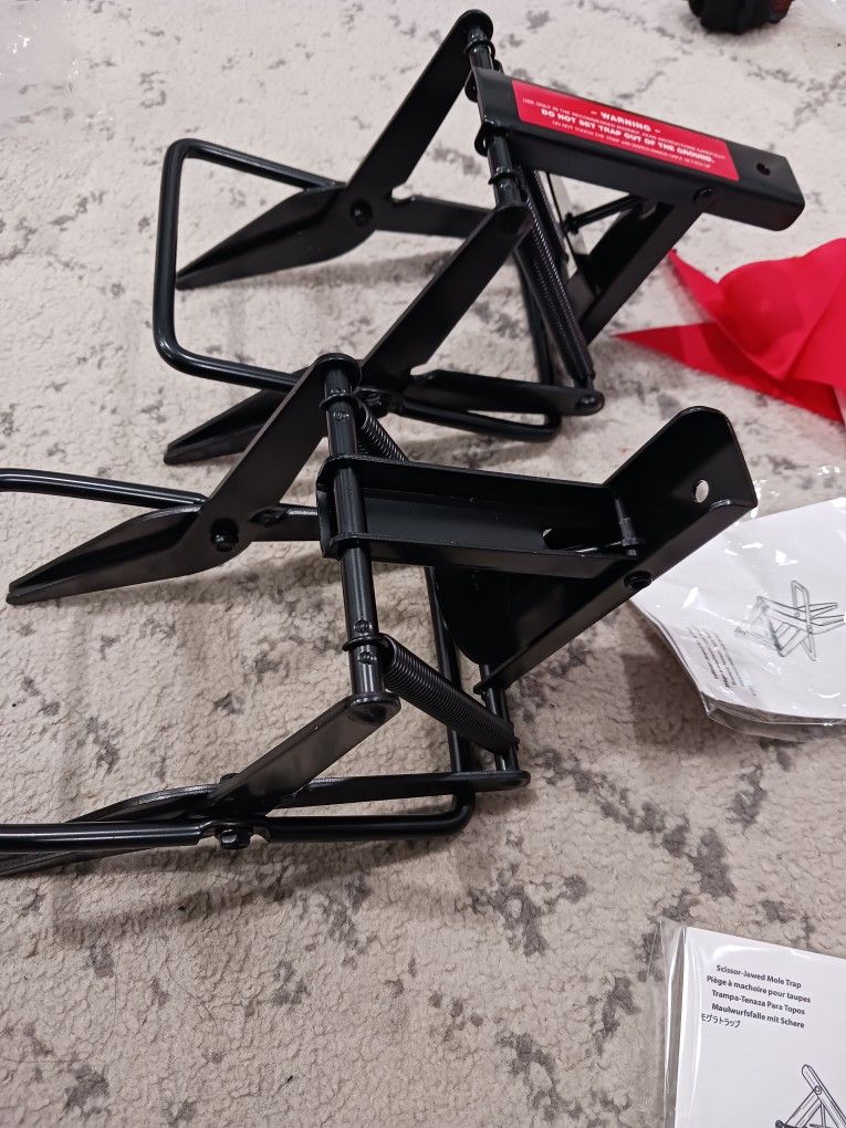 Mole Traps, Black Galvanized Steel Scissor Trap, Reusable Mole Gopher Traps, Mole Killer, Galvanized Steel Mole Scissor Trap, Ground Mole Trap for Law