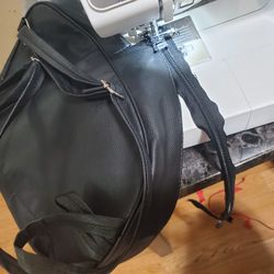 تم تصليح هذه الجنطه وعمل سحاب حديد بإدارة ام محمد 