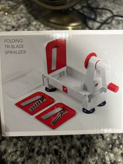 Tri Blade Spiralizer 