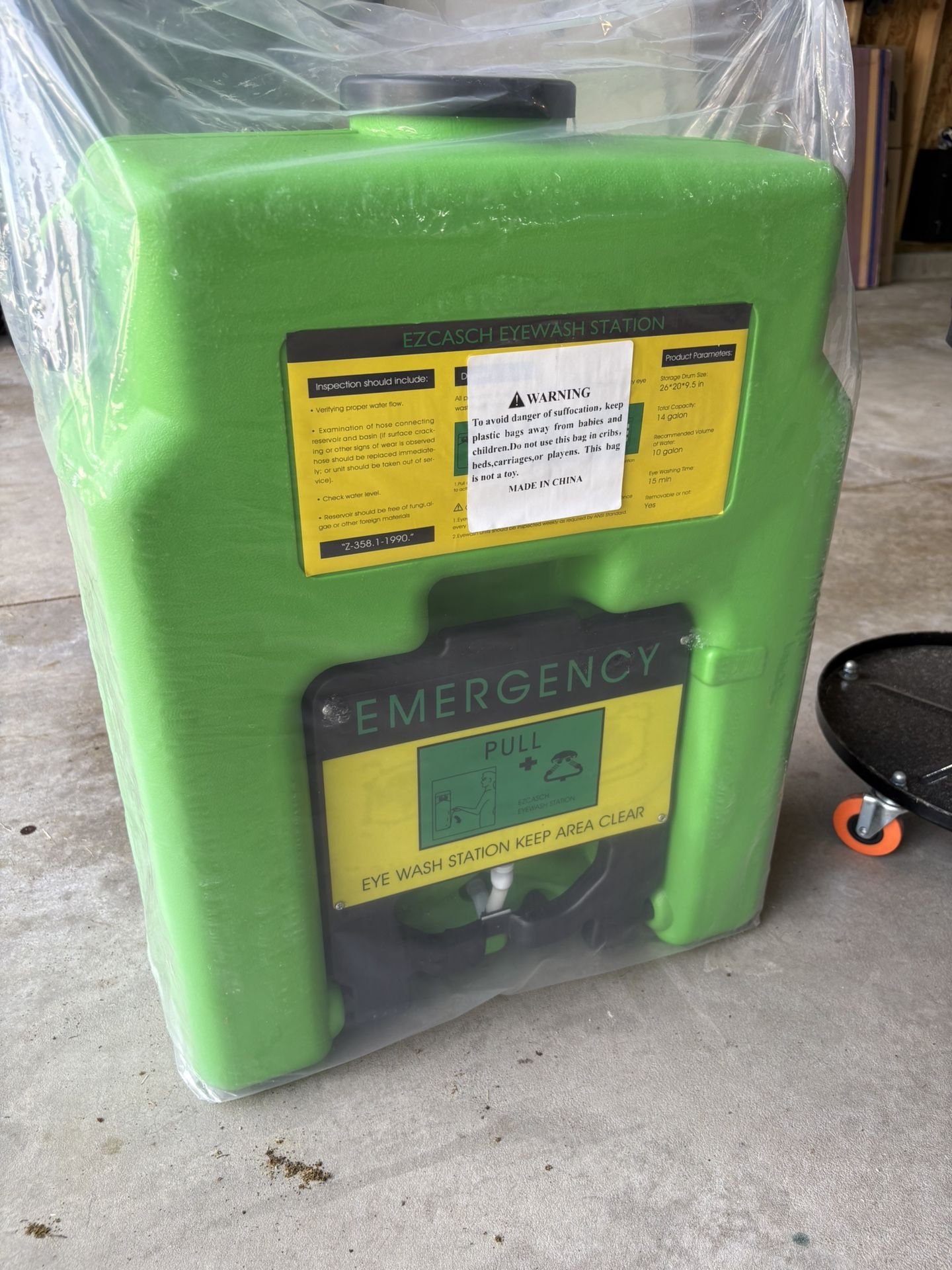 New 14 Gallon Eye Wash Station