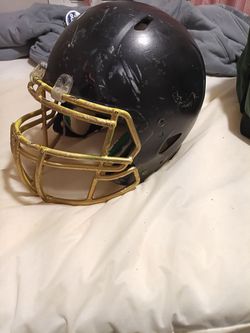 Football helmet no need for