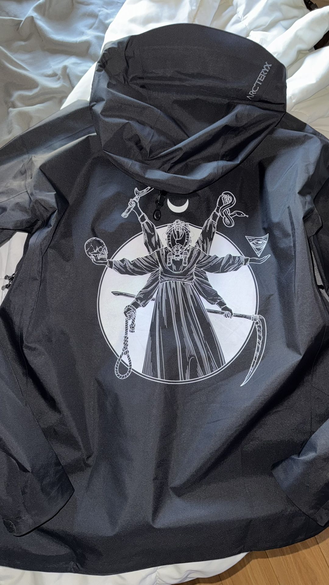 Whitephos x Arc’teryx Beta SL