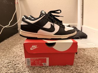 Black White Nike Dunk Low (W) Size 8.5W/7M USED
