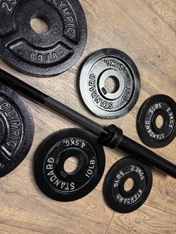 Vintage BFCO Cast Iron Weight Plates: 45s, 35s, 25s, (10s and 5s. Free with full set /NO BAR)Total: 210 lbs