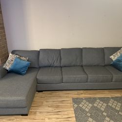 Modern Contemporary Style Couch