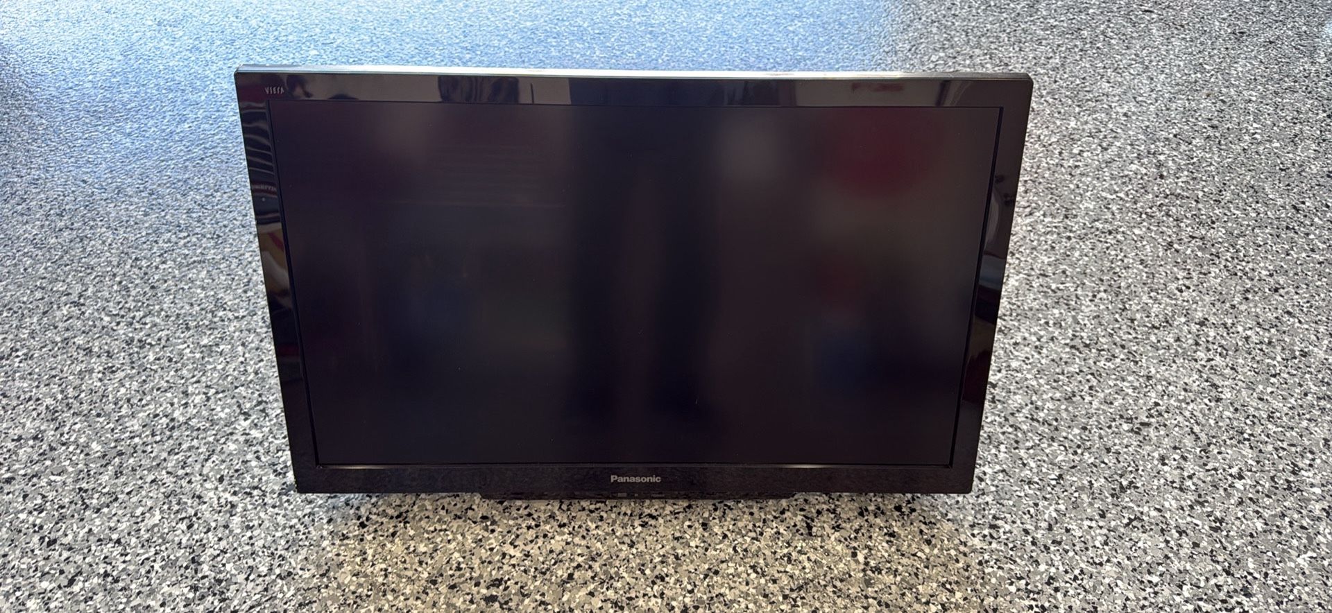Panasonic 31 Inch Tv With Wall Mount