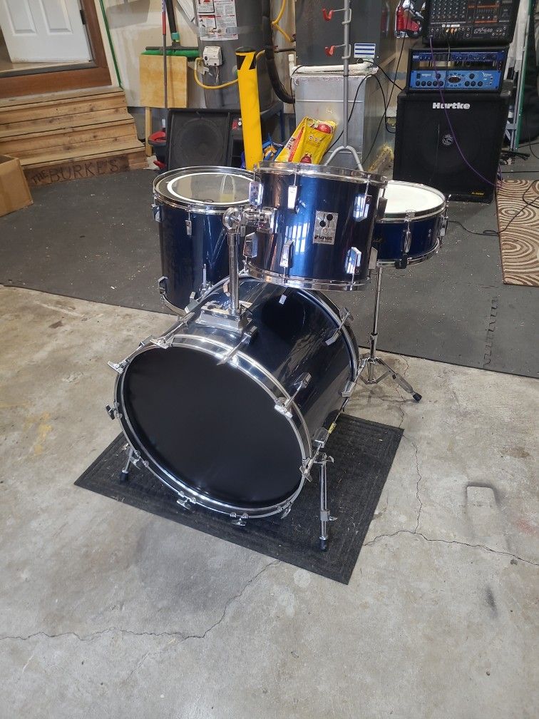 4pc Sonor  drumset