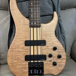 Samick Greg Bennett Design DB5 4 String Electric Bass Guitar