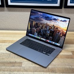 2019 16” MacBook Pro Touch Bar - 2.6 GHz i7 - 16GB - 512GB SSD