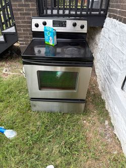 Fridges & stove