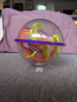 Perplexus 3D Ball Maze Puzzle with stand