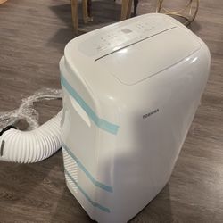 TOSHIBA PORTABLE AIR CONDITIONER RAC-PD1213CWRU