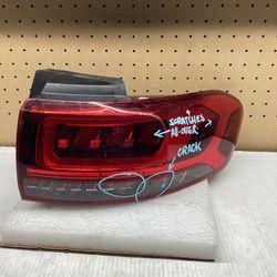 2020 - 2023 Mercedes GLB Rear Passenger Side Tail Light OEM