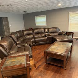 Lift-Top Coffee Table & 2 Matching End Tables – $200 OBO