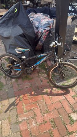 Kids 20” trek MT60 mountain bike $60