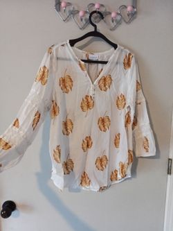 Sheer leaf top with lace