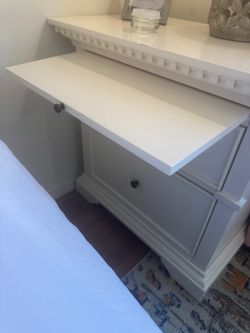 Raymour &amp; Flanigan Trio Dresser – Good Condition, 2 Drawers - North Brunswick Township, NJ