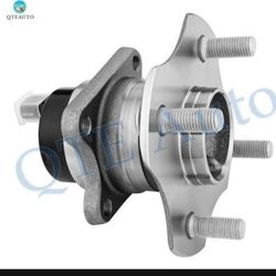 06 scion xb rear hub assembly