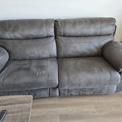 Wide Lovesit (Almost New)