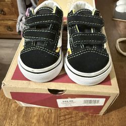 Toddler Size 3 Vans